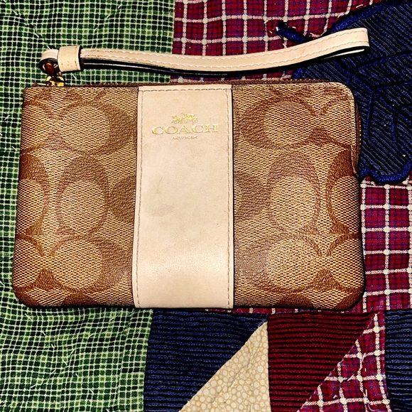Coach signature canvas wristlet wallet - Picture 1 of 8